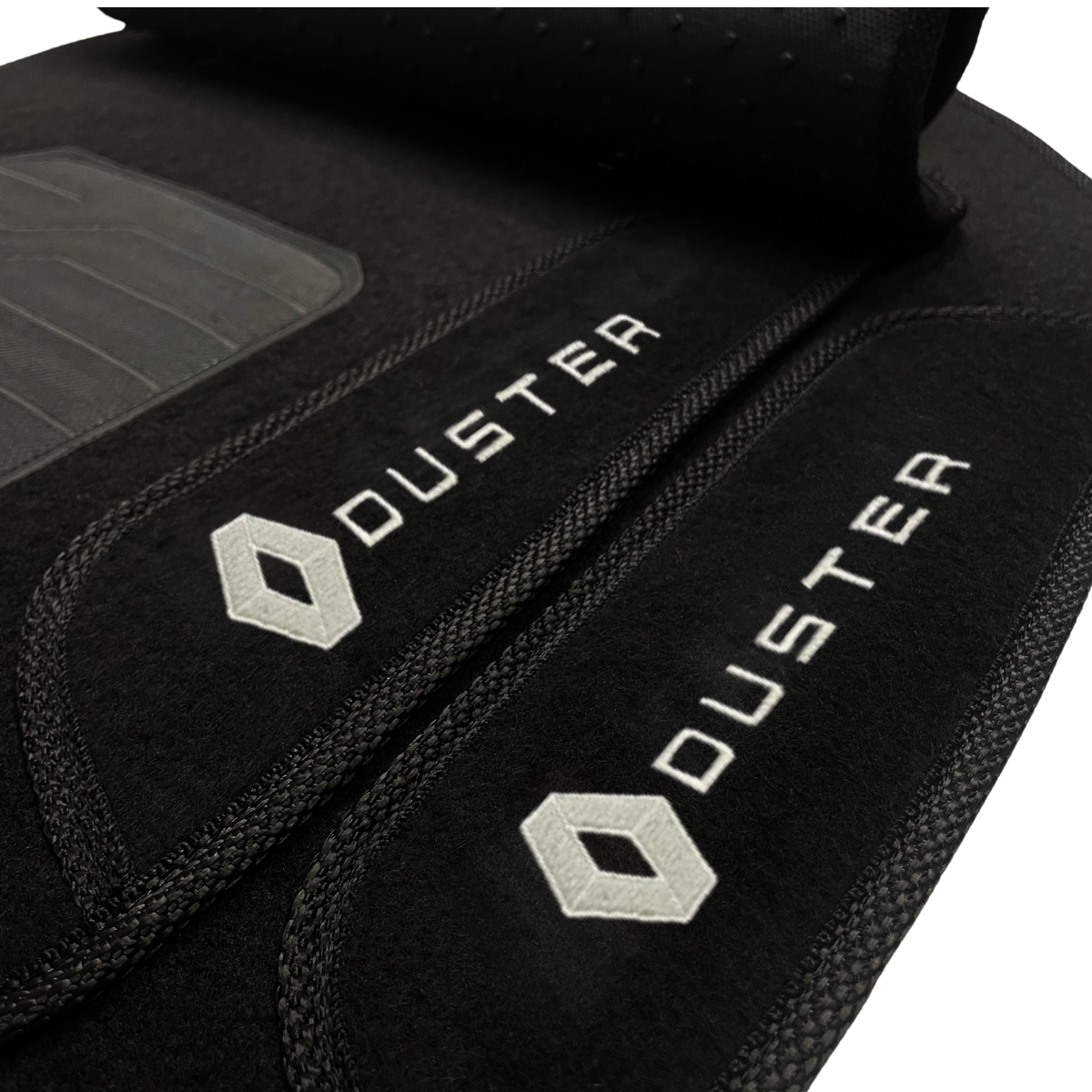 TAPETE CARPETE RENAULT DUSTER 2020 A 2024 PRETO 5 PEÇAS