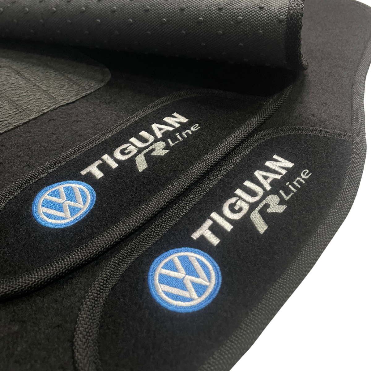 TAPETE CARPETE TIGUAN R-LINE 2018 A 2024 PRETO 4 PEÇAS
